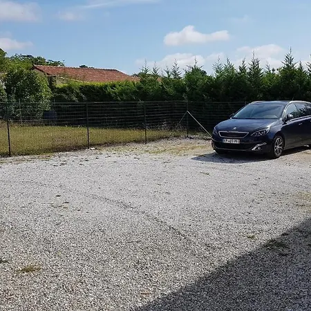 בית נופש Pourquoi Pas *