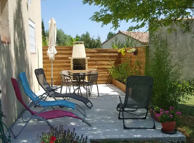 בית נופש Pourquoi Pas *